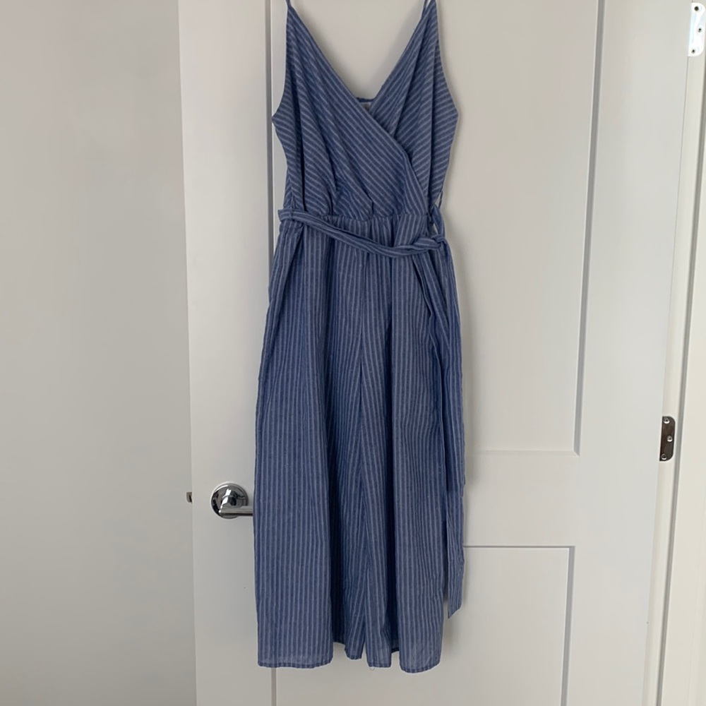 Wide leg jumpsuit
